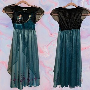 Frozen Anna - Girls nightgown sz M